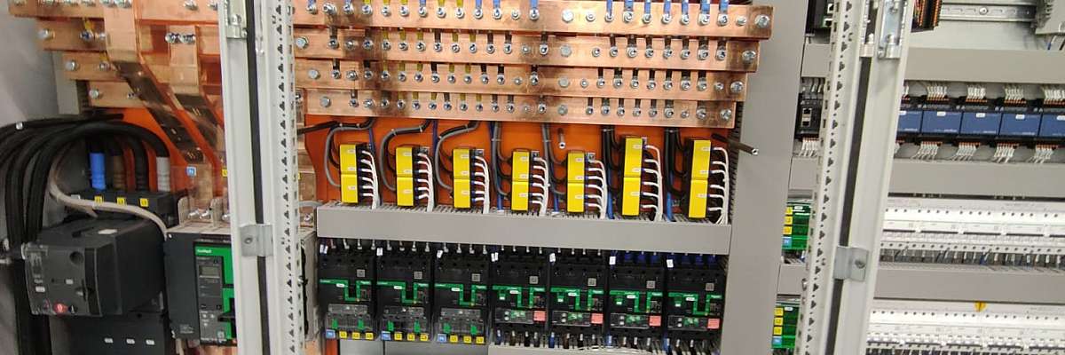 Smart distribution panel for chemistry site in Kallo